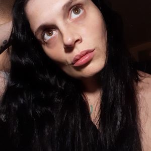 Meet your Posher, Leanne